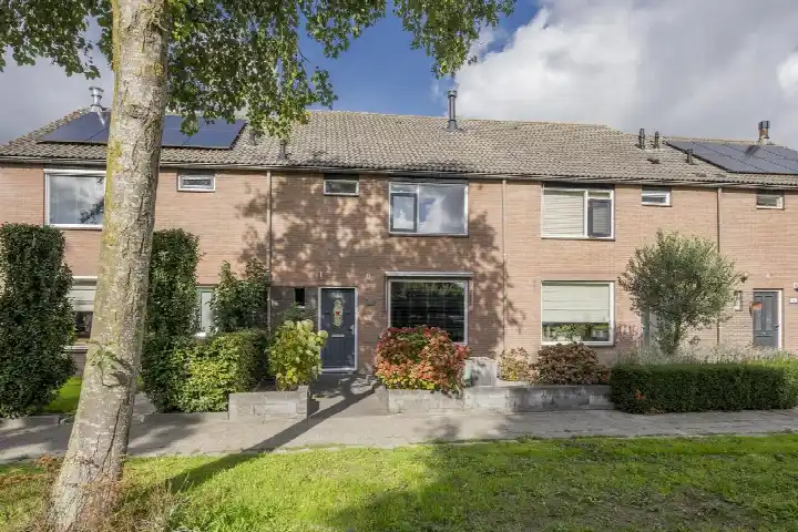 Tussenwoning te koop: Wouter Blomstraat 44, Nijkerkerveen-Noord Nijkerkerveen