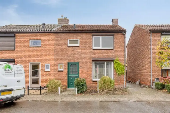 Semi-detached for sale: Wouterij 33, Kern Koewacht Koewacht