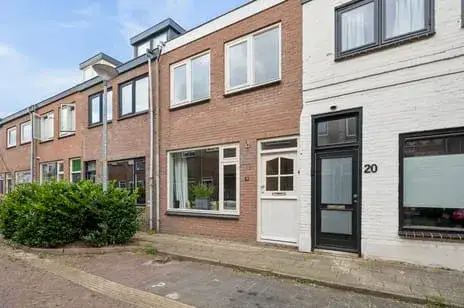 Tussenwoning te koop: Wullenhovenstraat 18, Luxool Nijkerk