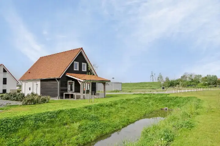 Detached house for sale: Wulpdal 42-42, Verspreide huizen Scherpenisse Scherpenisse