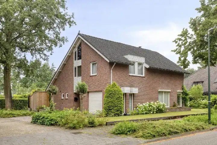 Vrijstaande woning te koop: Wulpdonk 5, Busselbunders Veghel