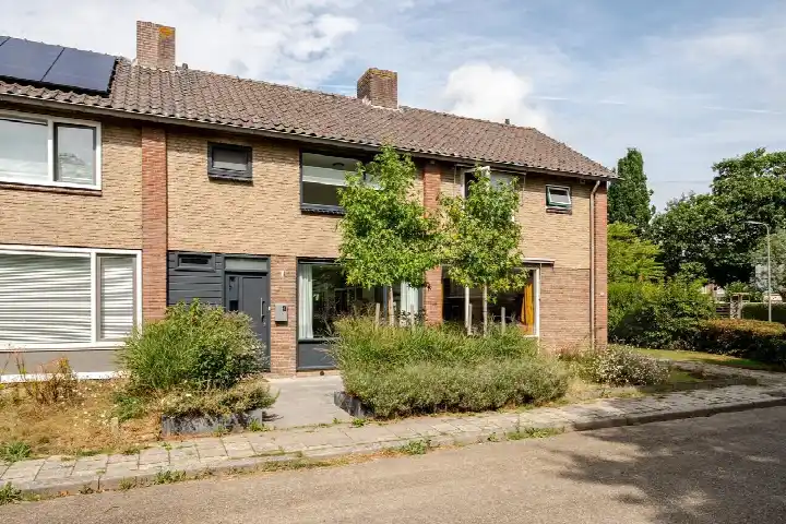 Terraced house for sale: Wurfbainlaan 4, Rheden Rheden