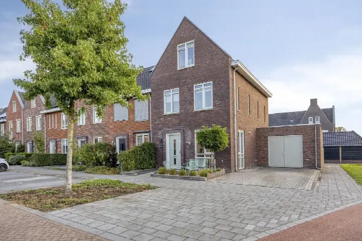 Hoekwoning te koop: Wyandottelaan 25, Veller Barneveld
