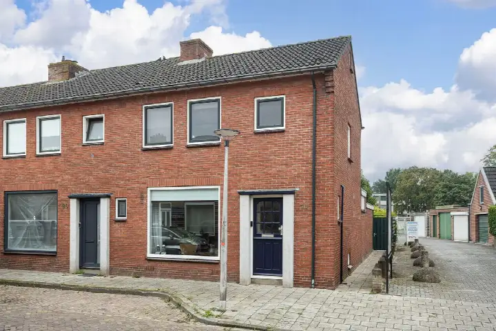 Hoekwoning te koop: Ypkemeulestraat 78, Boswinkel-De Braker Enschede