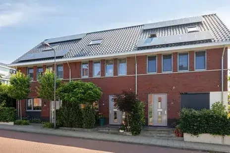 Tussenwoning te koop: Zaalbospad 24, Velp-Noord boven spoorlijn Velp (Ge)
