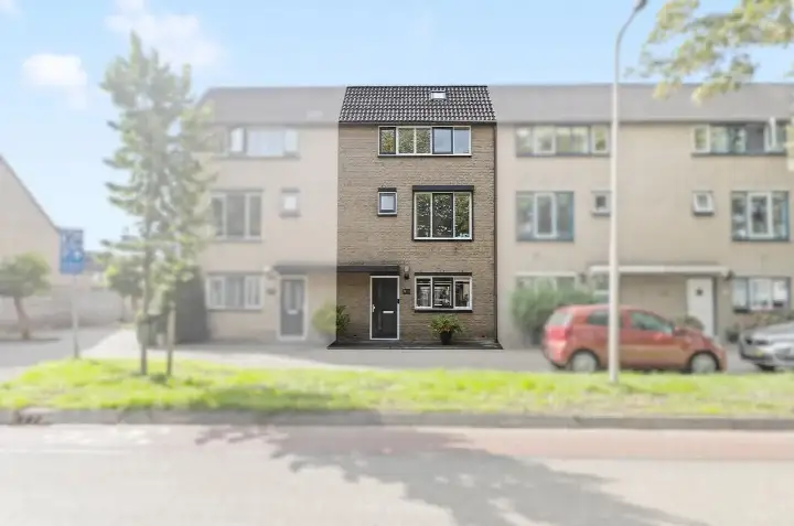 Terraced house for sale: Zadelmaker 10, Achterveld-Noord Ijsselstein