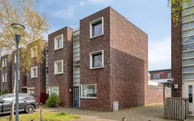 Corner house for sale: Zanddreef 138, Zandrijk Eindhoven
