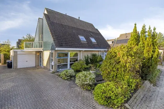 Twee-onder-één-kap te koop: Zandhamel 8, De Hamels Assen