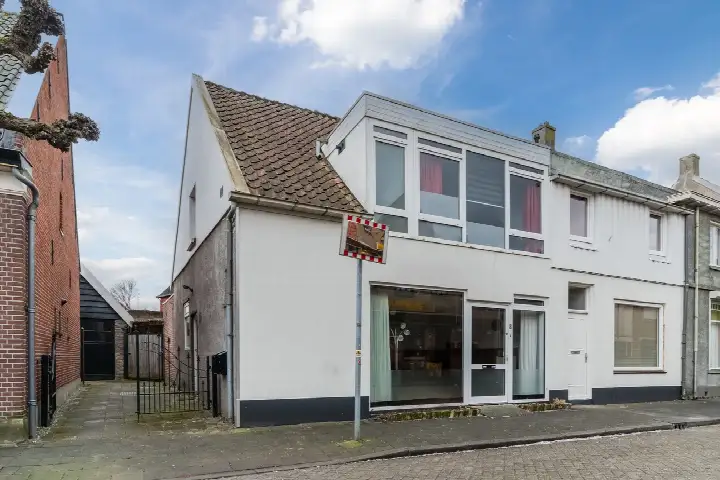 Hoekwoning te koop: Zandheuvel 8, Centrum Oosterhout