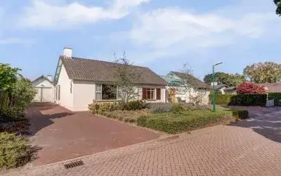 Detached house for sale: Zandkampen 11, Cuijk kern Cuijk