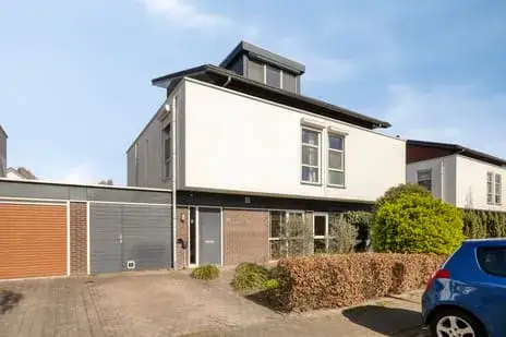 Terraced house for sale: Zandkrab 10, Zandrijk Eindhoven
