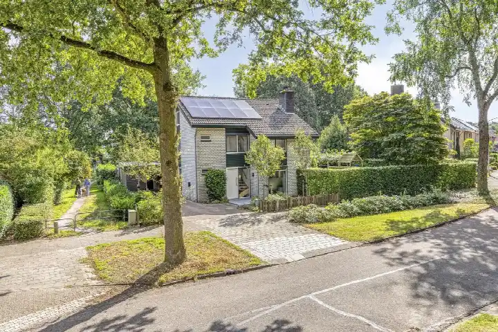 Vrijstaande woning te koop: Zandweg 36, Valendries Wijchen