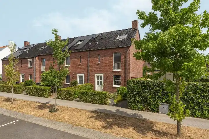 Hoekwoning te koop: Zebrakever 32, Verspreide huizen Son Son En Breugel