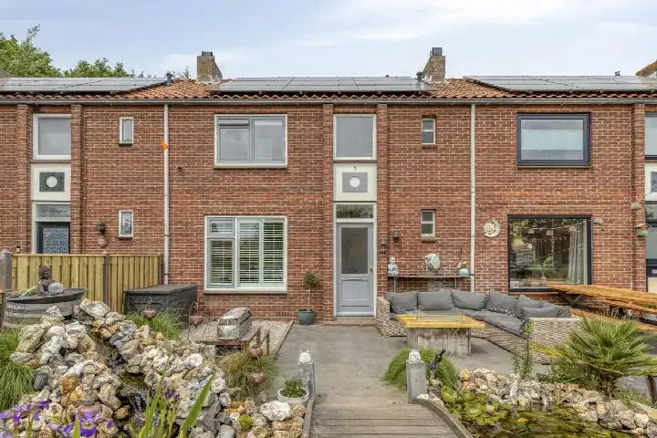 Terraced house for sale: Zeeanemoonweg 72, Renesse Renesse
