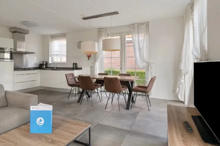 Vrijstaande woning te koop: Zeedijk 2-357, Uitdam Uitdam