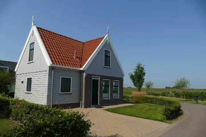 Vrijstaande woning te koop: Zeedijk 2-555, Uitdam Uitdam