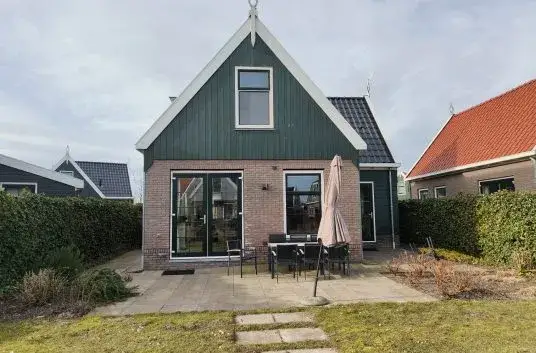 Vrijstaande woning te koop: Zeedijk 2-611, Uitdam Uitdam