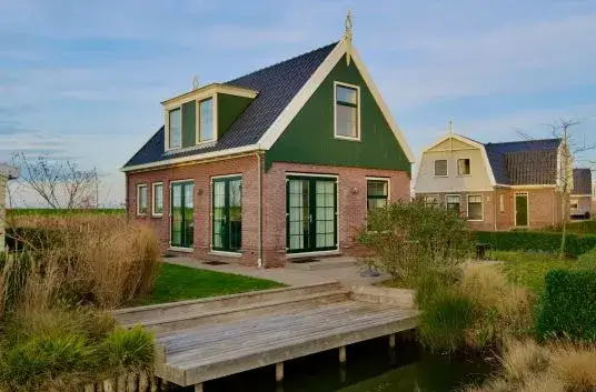 Vrijstaande woning te koop: Zeedijk 2-637, Uitdam Uitdam