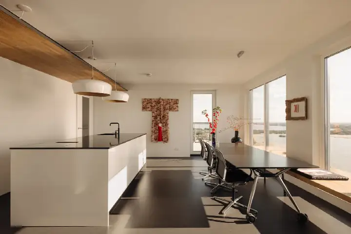 Appartement te koop: Zeeduinweg 552, Duin Zuid Almere