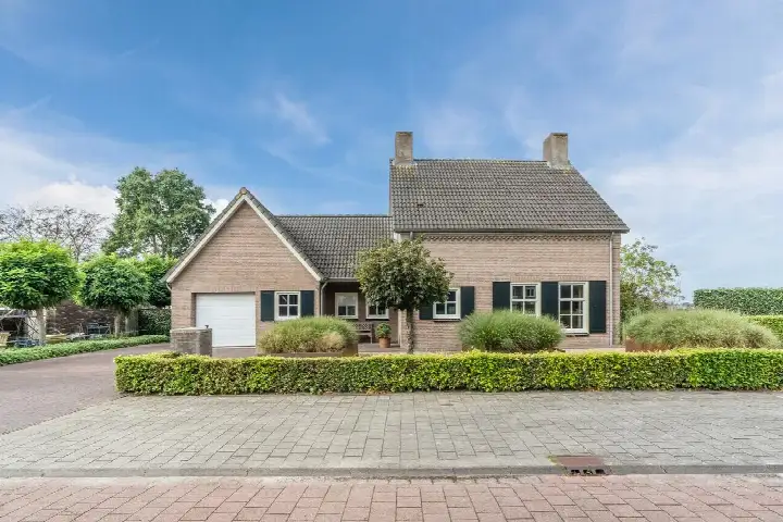 Detached house for sale: Zeegstraat 29, Reusel Reusel