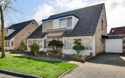 Tussenwoning te koop: Zeelenweg 33, Brouwhuis-Dorp Helmond