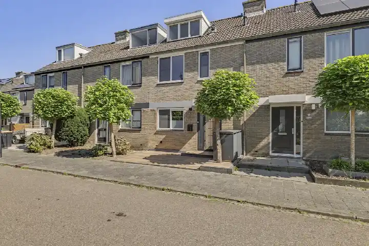 Terraced house for sale: Zeelt 77, Zeelt Alblasserdam