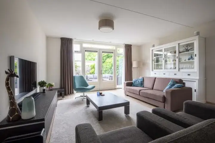 Terraced house for sale: Zeeltstraat 19, Oosteinde Aalsmeer