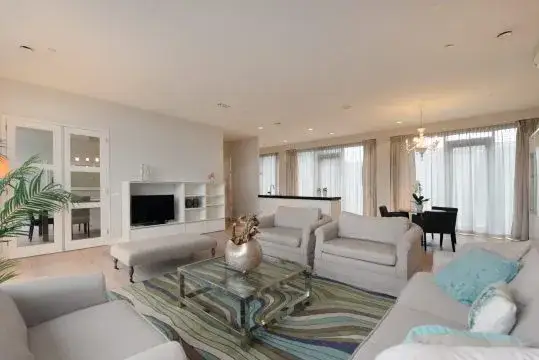 Apartment for sale: Zeestraat 15, Willemspark 'S-Gravenhage