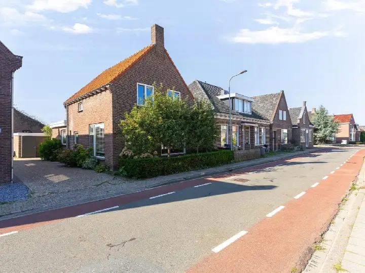 Vrijstaande woning te koop: Zesstedenweg 93, Oud Grootebroek Grootebroek