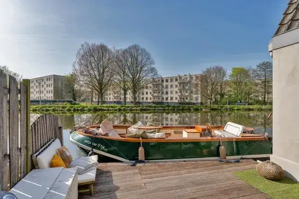 Home for sale: Zestienhovensekade 252, Overschie Rotterdam