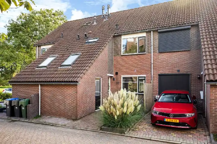 Tussenwoning te koop: Zetveld 117, Nijehaske Heerenveen