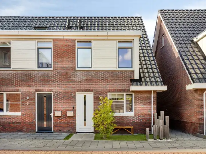 Hoekwoning te koop: Zeuven Heuvels 62, Verspreide huizen Wezepse Heide Wezep