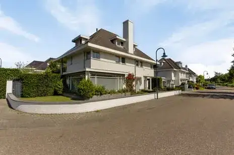 Detached house for sale: Zevenstersingel 1, Kern Dierdonk Helmond
