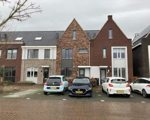 Tussenwoning te huur: Zijdehoenderlaan 60, Veller Barneveld