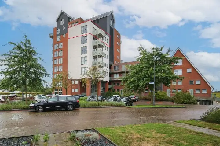 Apartment for sale: Zijdevlinder 70, Spoorkamp/De Terrassen Nijkerk