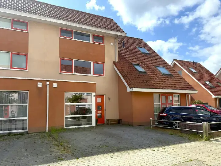 Tussenwoning te koop: Zijlroede 48, Zuiderburen Leeuwarden