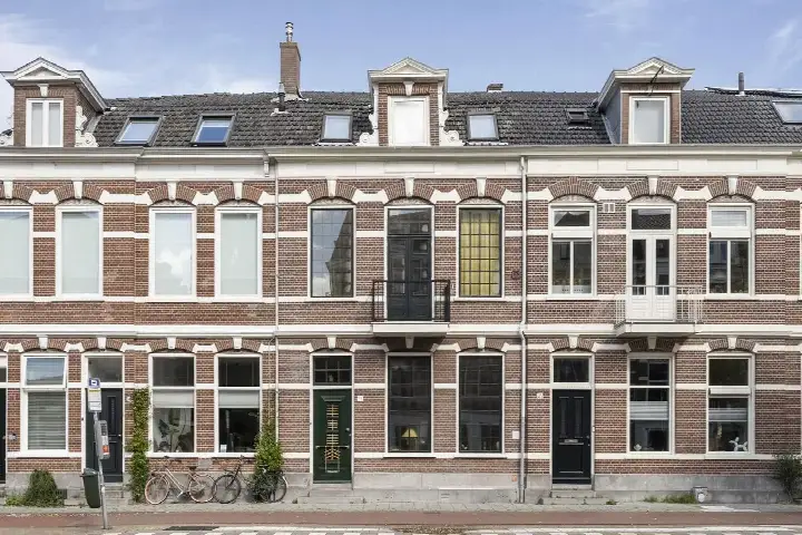 Tussenwoning te koop: Zijlweg 27, Garenkokerskwartier Haarlem