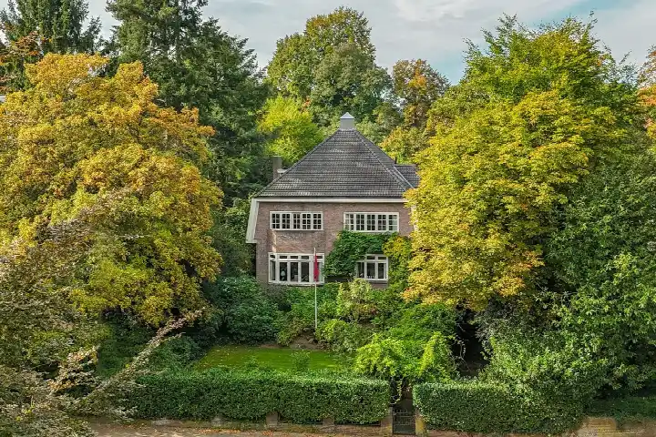Detached house for sale: Zijpendaalseweg 131, Burgemeesterswijk Arnhem