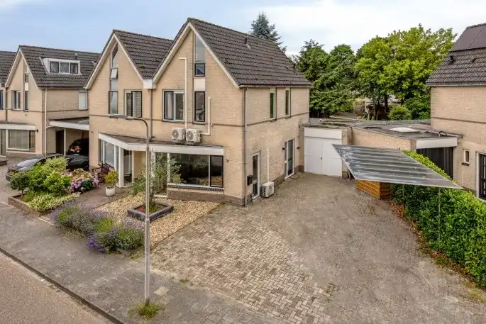 Terraced house for sale: Zilverdistel 23, Baalderveld Hardenberg