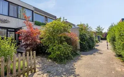 Terraced house for sale: Zilverdistel 24, Ommoord Rotterdam
