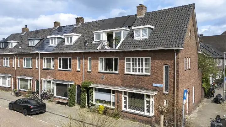 Tussenwoning te koop: Zilvergeldstraat 1, Pijlsweerd-Zuid Utrecht