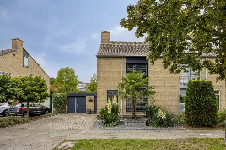 Tussenwoning te koop: Zilverpark 165, Het Zilverpark 'S-Hertogenbosch