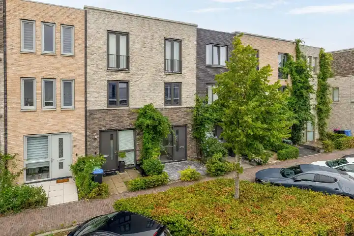 Tussenwoning te koop: Zilverreigerdreef 50, Keijzershof Eilanden Pijnacker