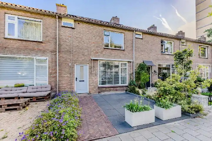 Terraced house for sale: Zilverschoonlaan 9, Noorderham Krommenie