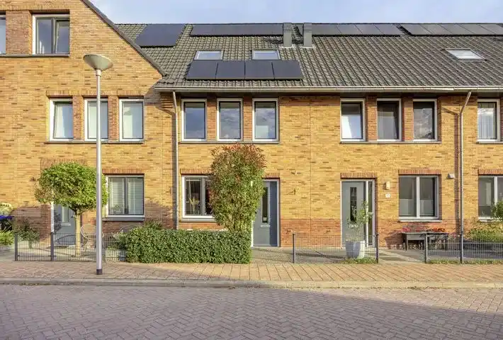 Terraced house for sale: Zomertaling 15, Volgerlanden-Oost Hendrik-Ido-Ambacht