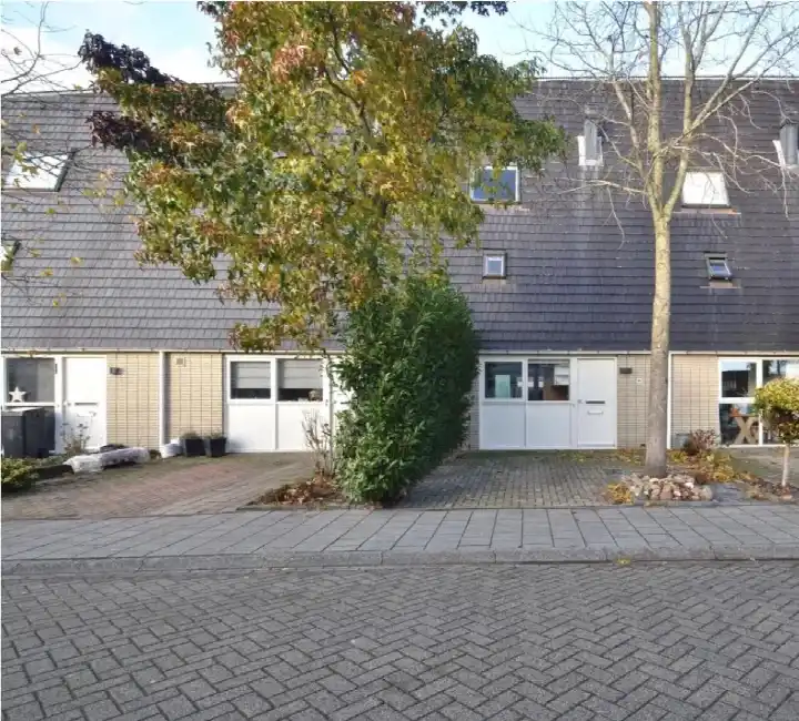 Tussenwoning te huur: Zonland 99, Drielanden Groningen