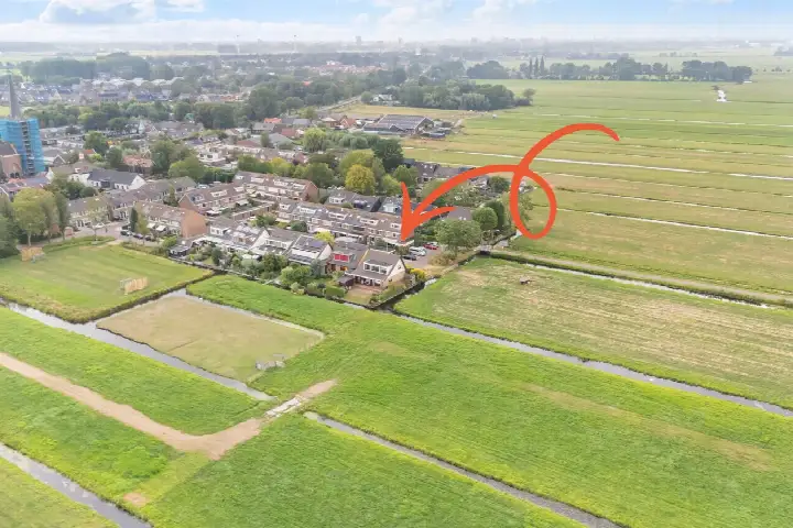 Hoekwoning te koop: Zonnegaarde 83, Zuidbuurt Zoeterwoude