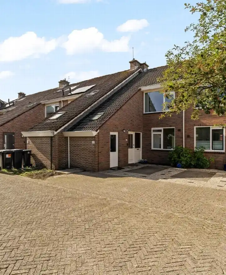 Tussenwoning te koop: Zonnekant 81, Grashoek Noordwijk