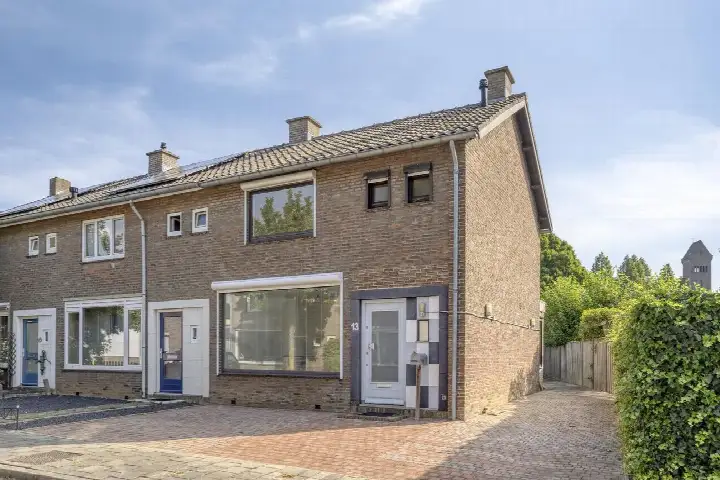 Hoekwoning te koop: Zonstraat 13, Geleen-Centrum Geleen