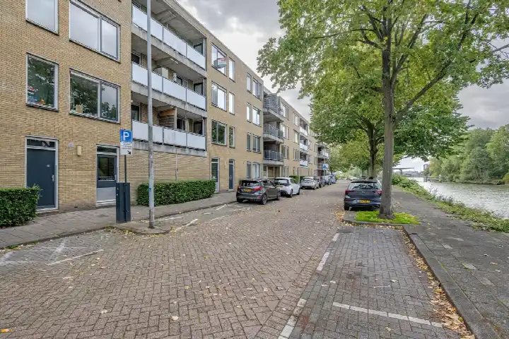 Appartement te koop: Zuiddiepje 72, Oud IJsselmonde Rotterdam